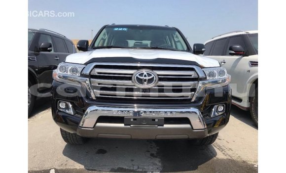 Acheter Import Voiture Toyota Land Cruiser Noir à Import - Dubai, Région de la Bouenza Acheter Import Voiture Toyota Land Cruiser Noir à Import - Dubai, Région de la Bouenza