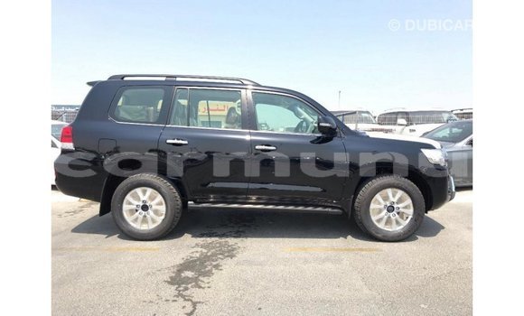 Acheter Import Voiture Toyota Land Cruiser Noir à Import - Dubai, Région de la Bouenza Acheter Import Voiture Toyota Land Cruiser Noir à Import - Dubai, Région de la Bouenza