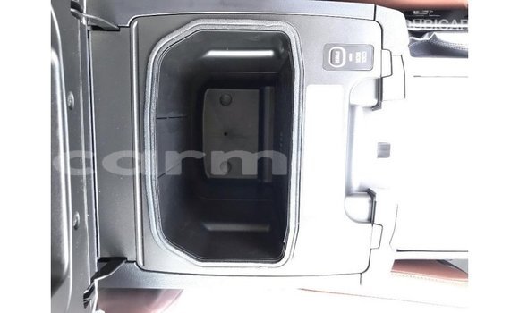 Acheter Import Voiture Toyota Land Cruiser Noir à Import - Dubai, Région de la Bouenza Acheter Import Voiture Toyota Land Cruiser Noir à Import - Dubai, Région de la Bouenza