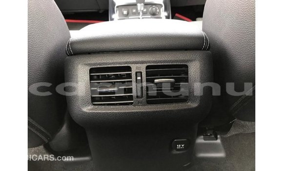 Acheter Import Voiture Mercedes-Benz 250 Blanc à Import - Dubai, Région de la Bouenza Acheter Import Voiture Mercedes-Benz 250 Blanc à Import - Dubai, Région de la Bouenza