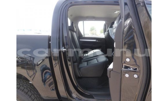 Acheter Import Voiture Toyota Hilux Noir à Import - Dubai, Région de la Bouenza Acheter Import Voiture Toyota Hilux Noir à Import - Dubai, Région de la Bouenza