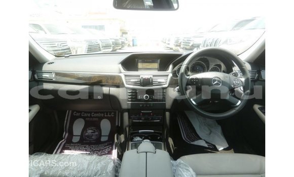 Buy Import Mercedes-Benz 250 Other Car in Import - Dubai in Region of Bouenza Buy Import Mercedes-Benz 250 Other Car in Import - Dubai in Region of Bouenza