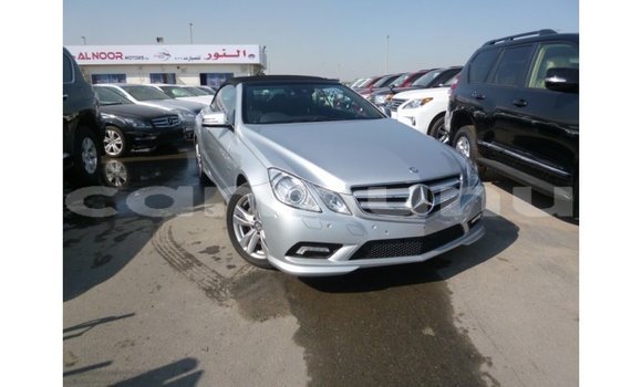 Buy Import Mercedes-Benz 250 Other Car in Import - Dubai in Region of Bouenza Buy Import Mercedes-Benz 250 Other Car in Import - Dubai in Region of Bouenza