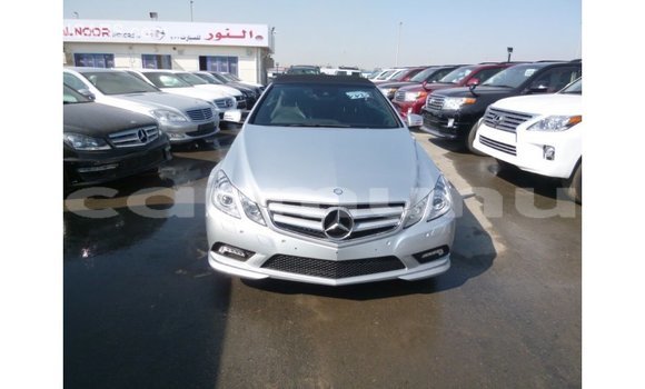 Buy Import Mercedes-Benz 250 Other Car in Import - Dubai in Region of Bouenza Buy Import Mercedes-Benz 250 Other Car in Import - Dubai in Region of Bouenza