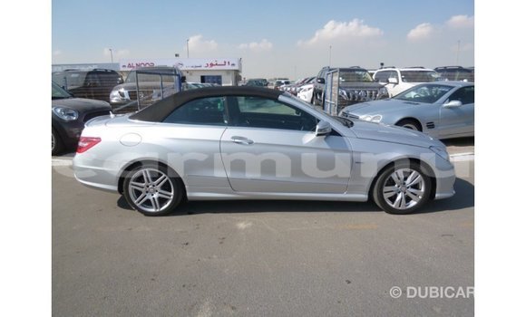 Buy Import Mercedes-Benz 250 Other Car in Import - Dubai in Region of Bouenza Buy Import Mercedes-Benz 250 Other Car in Import - Dubai in Region of Bouenza