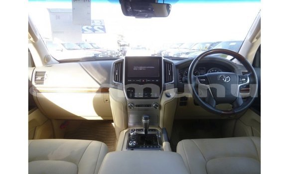 Buy Import Toyota Land Cruiser Black Car in Import - Dubai in Region of Bouenza Buy Import Toyota Land Cruiser Black Car in Import - Dubai in Region of Bouenza