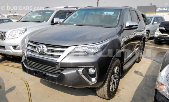 Acheter Import Voiture Toyota Fortuner Autre à Import - Dubai, Région de la Bouenza Acheter Import Voiture Toyota Fortuner Autre à Import - Dubai, Région de la Bouenza