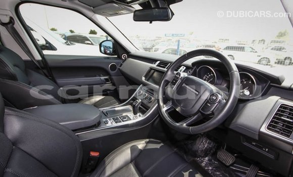 Acheter Import Voiture Land Rover Range Rover Noir à Import - Dubai, Région de la Bouenza Acheter Import Voiture Land Rover Range Rover Noir à Import - Dubai, Région de la Bouenza