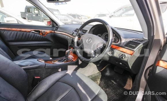 Acheter Import Voiture Mercedes-Benz 200 Autre à Import - Dubai, Région de la Bouenza Acheter Import Voiture Mercedes-Benz 200 Autre à Import - Dubai, Région de la Bouenza