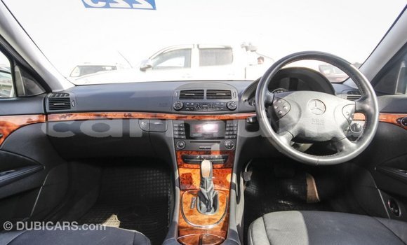 Acheter Import Voiture Mercedes-Benz 200 Autre à Import - Dubai, Région de la Bouenza Acheter Import Voiture Mercedes-Benz 200 Autre à Import - Dubai, Région de la Bouenza