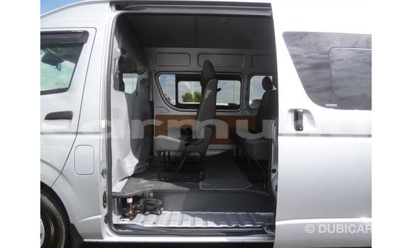 Buy Import Toyota Hiace Other Car in Import - Dubai in Region of Bouenza Buy Import Toyota Hiace Other Car in Import - Dubai in Region of Bouenza