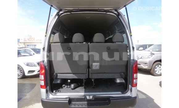 Buy Import Toyota Hiace Other Car in Import - Dubai in Region of Bouenza Buy Import Toyota Hiace Other Car in Import - Dubai in Region of Bouenza