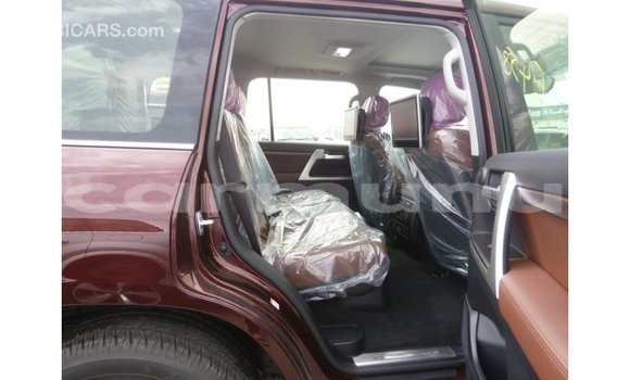Buy Import Toyota Land Cruiser Other Car in Import - Dubai in Region of Bouenza Buy Import Toyota Land Cruiser Other Car in Import - Dubai in Region of Bouenza