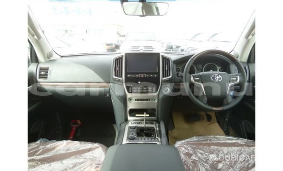 Buy Import Toyota Land Cruiser Other Car in Import - Dubai in Region of Bouenza Buy Import Toyota Land Cruiser Other Car in Import - Dubai in Region of Bouenza