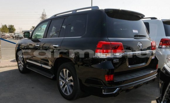 Buy Import Toyota Land Cruiser Black Car in Import - Dubai in Region of Bouenza Buy Import Toyota Land Cruiser Black Car in Import - Dubai in Region of Bouenza