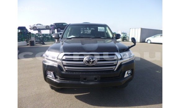 Acheter Import Voiture Toyota Land Cruiser Noir à Import - Dubai, Région de la Bouenza Acheter Import Voiture Toyota Land Cruiser Noir à Import - Dubai, Région de la Bouenza