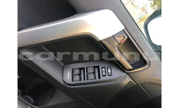 Acheter Import Voiture Toyota Prado Noir à Import - Dubai, Région de la Bouenza Acheter Import Voiture Toyota Prado Noir à Import - Dubai, Région de la Bouenza