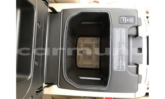 Buy Import Toyota Land Cruiser Black Car in Import - Dubai in Region of Bouenza Buy Import Toyota Land Cruiser Black Car in Import - Dubai in Region of Bouenza