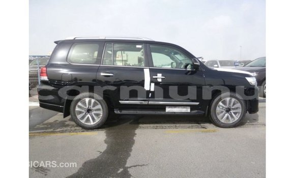 Acheter Import Voiture Toyota Land Cruiser Noir à Import - Dubai, Région de la Bouenza Acheter Import Voiture Toyota Land Cruiser Noir à Import - Dubai, Région de la Bouenza
