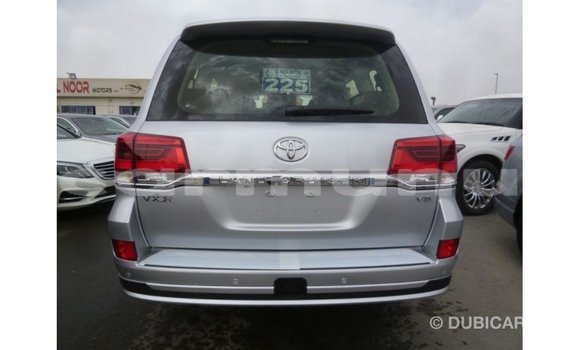 Acheter Import Voiture Toyota Land Cruiser Autre à Import - Dubai, Région de la Bouenza Acheter Import Voiture Toyota Land Cruiser Autre à Import - Dubai, Région de la Bouenza