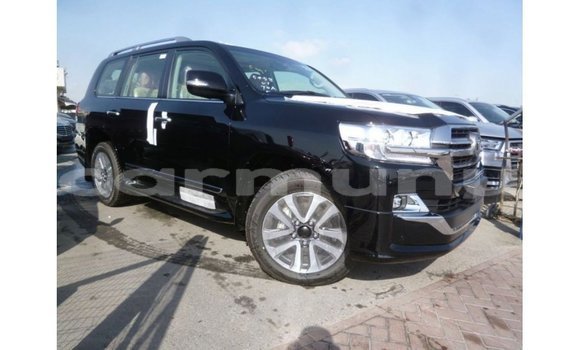 Buy Import Toyota Land Cruiser Black Car in Import - Dubai in Region of Bouenza Buy Import Toyota Land Cruiser Black Car in Import - Dubai in Region of Bouenza