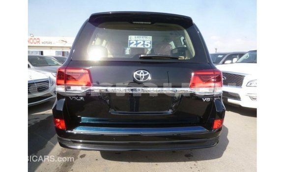 Buy Import Toyota Land Cruiser Black Car in Import - Dubai in Region of Bouenza Buy Import Toyota Land Cruiser Black Car in Import - Dubai in Region of Bouenza