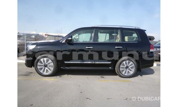 Buy Import Toyota Land Cruiser Black Car in Import - Dubai in Region of Bouenza Buy Import Toyota Land Cruiser Black Car in Import - Dubai in Region of Bouenza