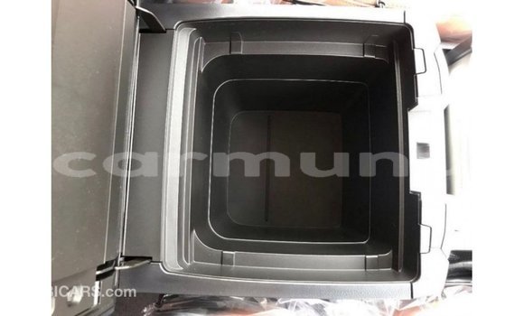 Buy Import Toyota Land Cruiser Black Car in Import - Dubai in Region of Bouenza Buy Import Toyota Land Cruiser Black Car in Import - Dubai in Region of Bouenza