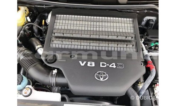 Buy Import Toyota Land Cruiser Other Car in Import - Dubai in Region of Bouenza Buy Import Toyota Land Cruiser Other Car in Import - Dubai in Region of Bouenza