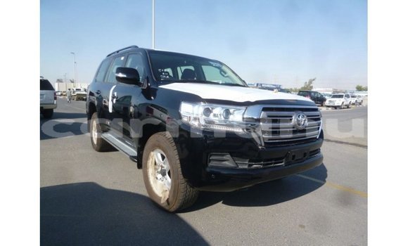 Acheter Import Voiture Toyota Land Cruiser Noir à Import - Dubai, Région de la Bouenza Acheter Import Voiture Toyota Land Cruiser Noir à Import - Dubai, Région de la Bouenza