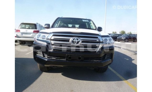 Acheter Import Voiture Toyota Land Cruiser Noir à Import - Dubai, Région de la Bouenza Acheter Import Voiture Toyota Land Cruiser Noir à Import - Dubai, Région de la Bouenza