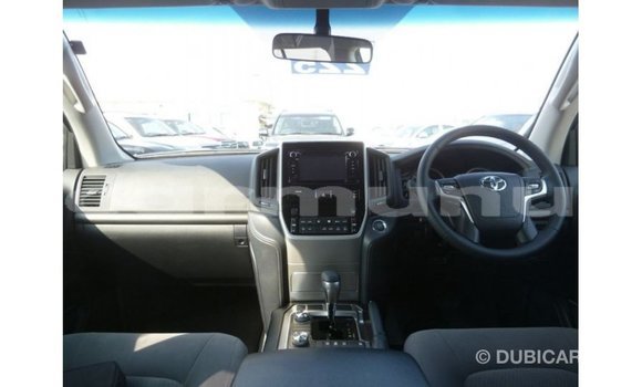 Buy Import Toyota Land Cruiser Black Car in Import - Dubai in Region of Bouenza Buy Import Toyota Land Cruiser Black Car in Import - Dubai in Region of Bouenza