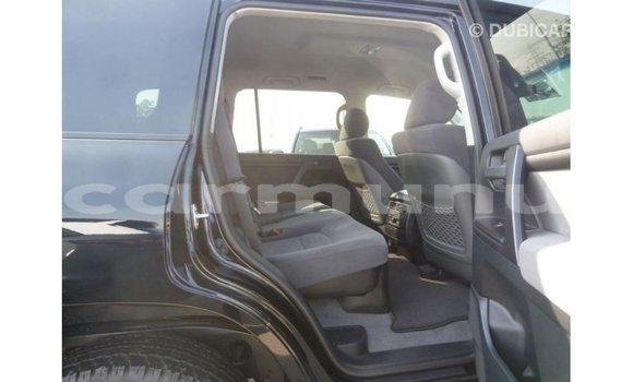 Buy Import Toyota Land Cruiser Black Car in Import - Dubai in Region of Bouenza Buy Import Toyota Land Cruiser Black Car in Import - Dubai in Region of Bouenza