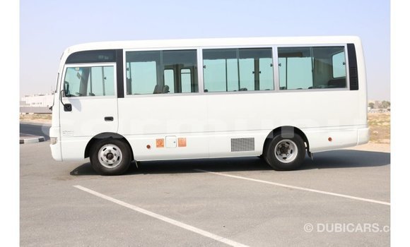 Buy Import Nissan 350Z White Car in Import - Dubai in Region of Bouenza Buy Import Nissan 350Z White Car in Import - Dubai in Region of Bouenza