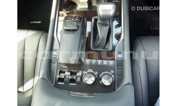 Acheter Import Voiture Lexus LX Autre à Import - Dubai, Région de la Bouenza Acheter Import Voiture Lexus LX Autre à Import - Dubai, Région de la Bouenza