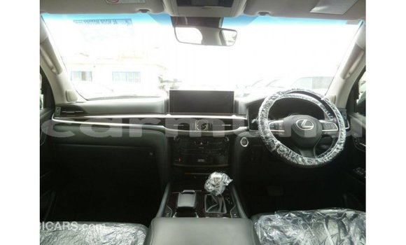 Acheter Import Voiture Lexus LX Blanc à Import - Dubai, Région de la Bouenza Acheter Import Voiture Lexus LX Blanc à Import - Dubai, Région de la Bouenza