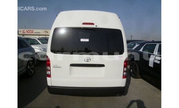 Acheter Import Voiture Toyota Hiace Blanc à Import - Dubai, Région de la Bouenza Acheter Import Voiture Toyota Hiace Blanc à Import - Dubai, Région de la Bouenza