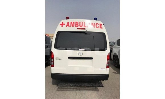 Buy Import Toyota Hiace White Car in Import - Dubai in Region of Bouenza Buy Import Toyota Hiace White Car in Import - Dubai in Region of Bouenza