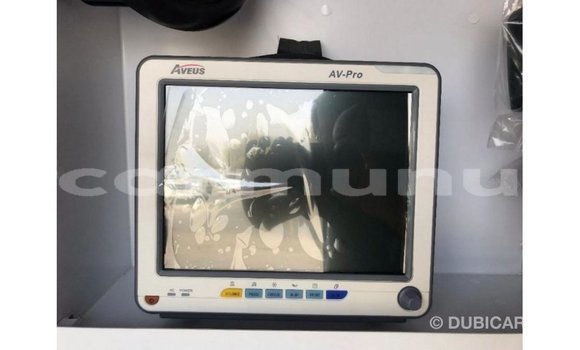 Acheter Import Voiture Toyota Hiace Blanc à Import - Dubai, Région de la Bouenza Acheter Import Voiture Toyota Hiace Blanc à Import - Dubai, Région de la Bouenza