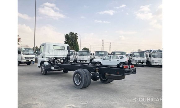Buy Import Mitsubishi Carisma White Car in Import - Dubai in Region of Bouenza Buy Import Mitsubishi Carisma White Car in Import - Dubai in Region of Bouenza