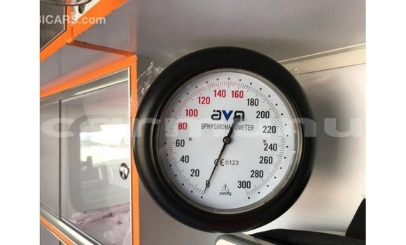 Acheter Import Voiture Toyota Hiace Blanc à Import - Dubai, Région de la Bouenza Acheter Import Voiture Toyota Hiace Blanc à Import - Dubai, Région de la Bouenza