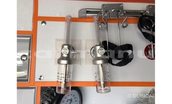 Acheter Import Voiture Toyota Hiace Blanc à Import - Dubai, Région de la Bouenza Acheter Import Voiture Toyota Hiace Blanc à Import - Dubai, Région de la Bouenza