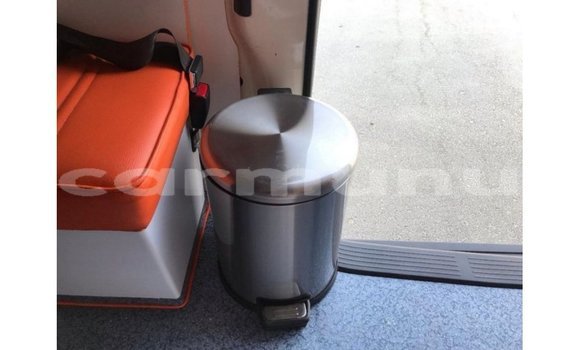 Acheter Import Voiture Toyota Hiace Blanc à Import - Dubai, Région de la Bouenza Acheter Import Voiture Toyota Hiace Blanc à Import - Dubai, Région de la Bouenza