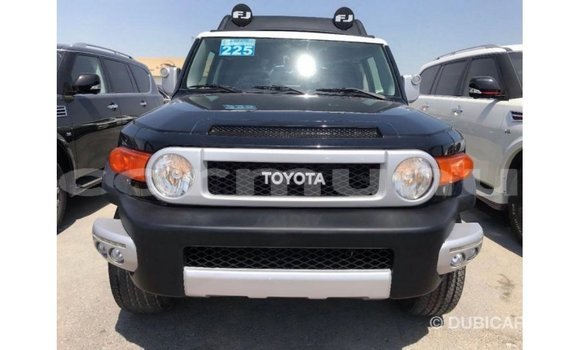 Acheter Import Voiture Toyota FJ Cruiser Noir à Import - Dubai, Région de la Bouenza Acheter Import Voiture Toyota FJ Cruiser Noir à Import - Dubai, Région de la Bouenza