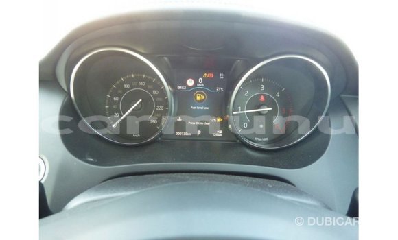 Acheter Import Voiture Jaguar E-Pace Rouge à Import - Dubai, Région de la Bouenza Acheter Import Voiture Jaguar E-Pace Rouge à Import - Dubai, Région de la Bouenza