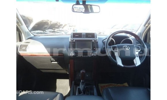 Buy Import Toyota Prado White Car in Import - Dubai in Region of Bouenza Buy Import Toyota Prado White Car in Import - Dubai in Region of Bouenza
