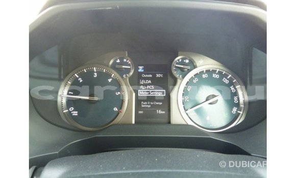 Acheter Import Voiture Toyota Prado Blanc à Import - Dubai, Région de la Bouenza Acheter Import Voiture Toyota Prado Blanc à Import - Dubai, Région de la Bouenza