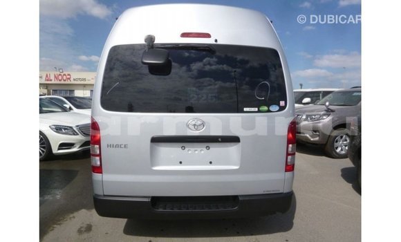 Acheter Import Voiture Toyota Hiace Autre à Import - Dubai, Région de la Bouenza Acheter Import Voiture Toyota Hiace Autre à Import - Dubai, Région de la Bouenza