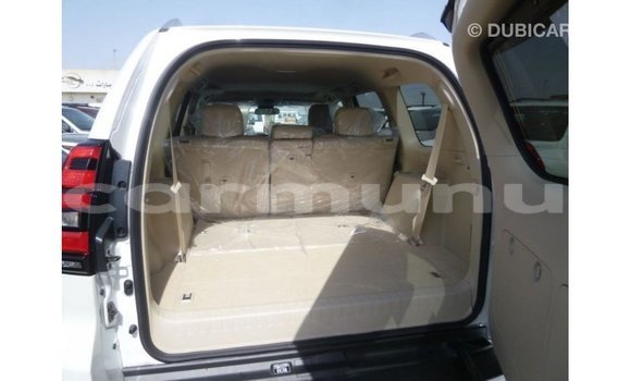 Acheter Import Voiture Toyota Prado Blanc à Import - Dubai, Région de la Bouenza Acheter Import Voiture Toyota Prado Blanc à Import - Dubai, Région de la Bouenza