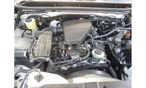 Acheter Import Voiture Toyota Prado Blanc à Import - Dubai, Région de la Bouenza Acheter Import Voiture Toyota Prado Blanc à Import - Dubai, Région de la Bouenza